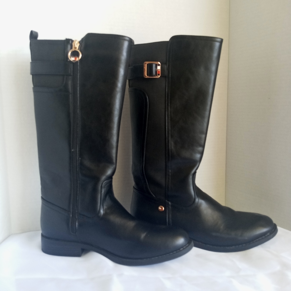 Tommy Hilfiger Women's Black Faux a Side Zip Riding Boots Size 37